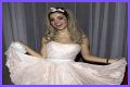 
How Much Money Does Marina and the Diamonds  Make? Latest Income Salary
